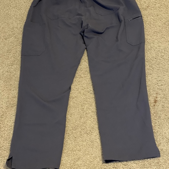 Figs scrubs - Picture 4 of 4